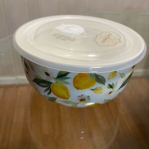 Brand new Grace Pantry Bowl With Lid  6”